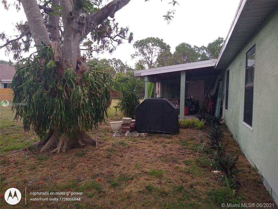 Недавно продано: $234,900 (3 спален, 2 ванн, 1296 Квадратных фут)