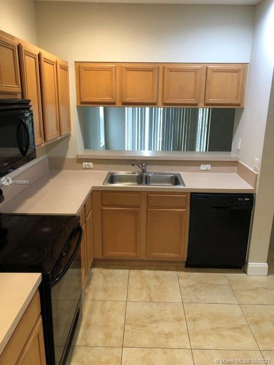 Recently Rented: $1,700 (2 beds, 2 baths, 1104 Square Feet)
