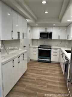 Recently Rented: $3,800 (2 beds, 2 baths, 1310 Square Feet)