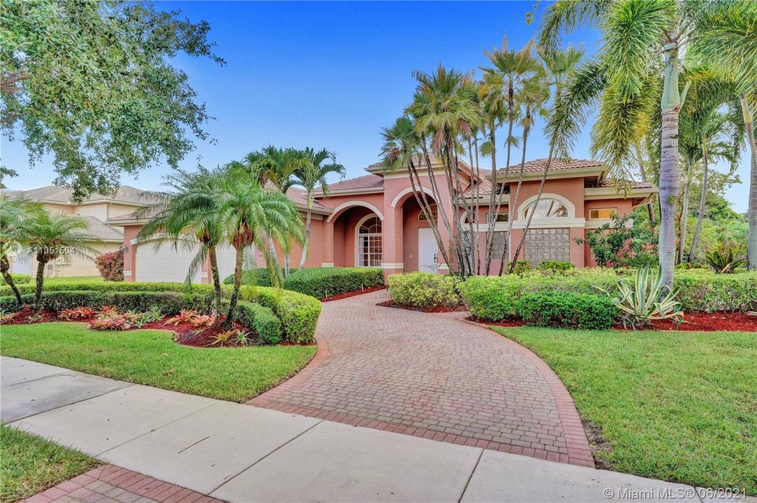 Amazing home in one of the most upscaled Davie neighborhoods