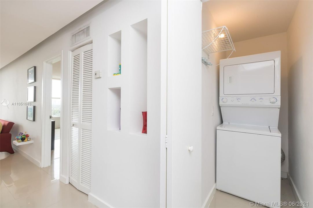 Недавно арендовано: $1,450 (1 спален, 1 ванн, 806 Квадратных фут)