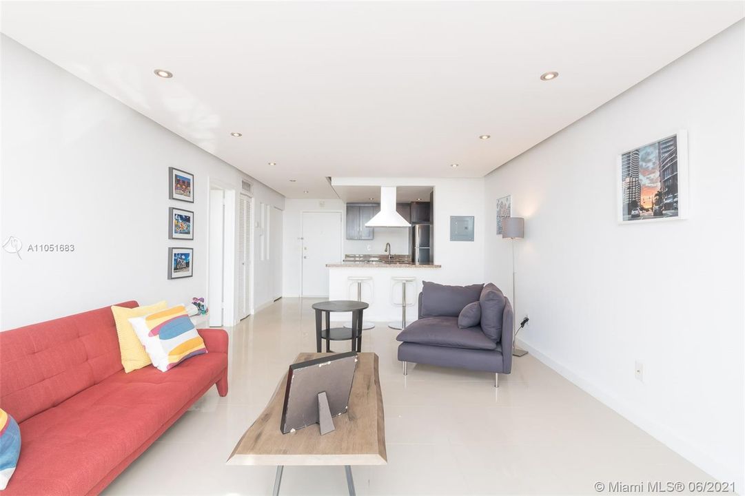 Недавно арендовано: $1,450 (1 спален, 1 ванн, 806 Квадратных фут)