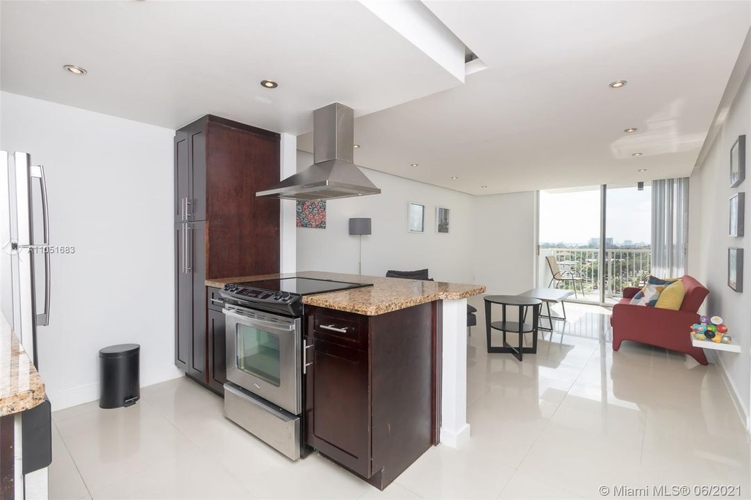 Недавно арендовано: $1,450 (1 спален, 1 ванн, 806 Квадратных фут)