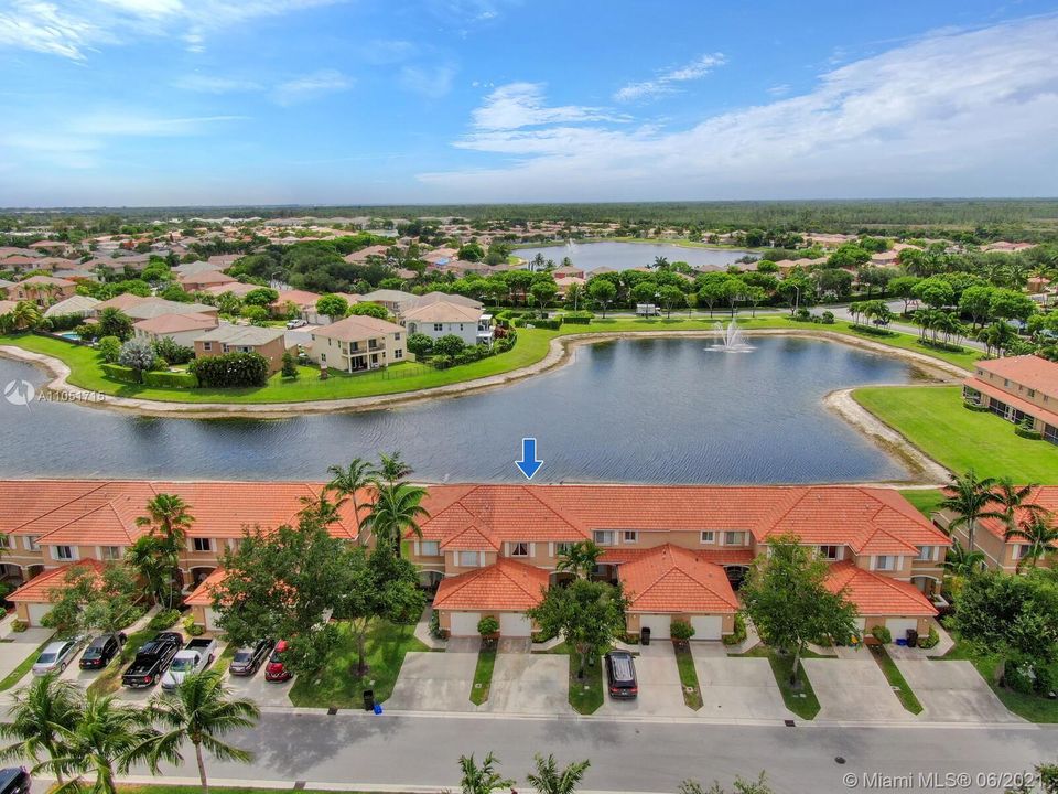 Recently Sold: $309,900 (3 beds, 2 baths, 1560 Square Feet)