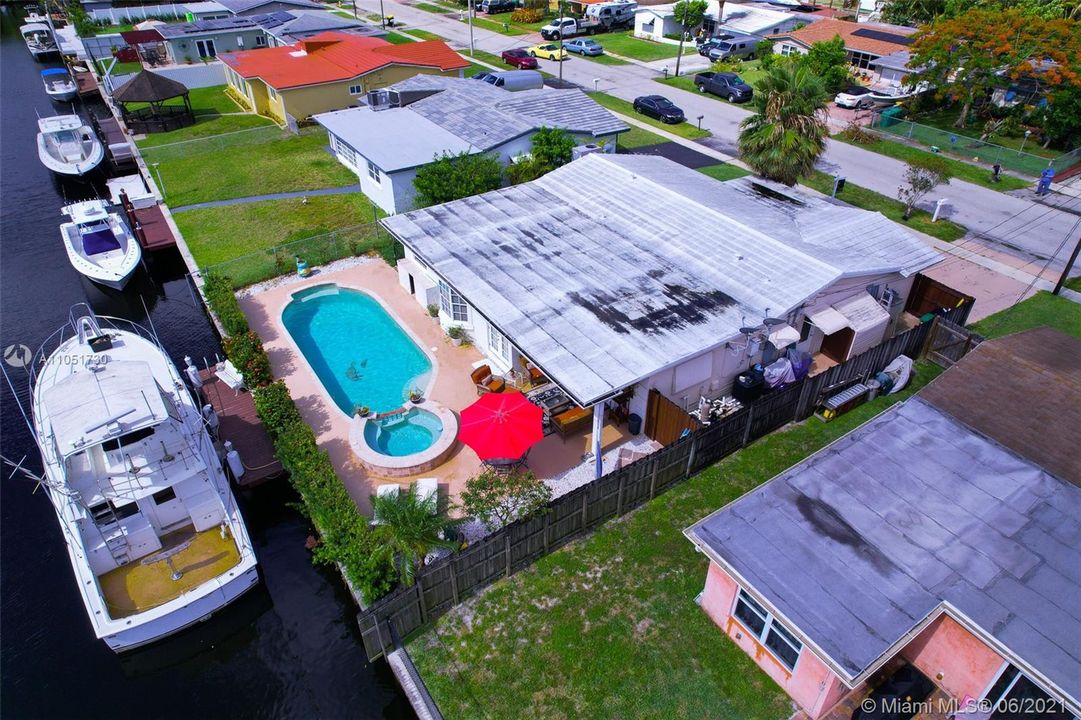 Recently Sold: $599,000 (4 beds, 2 baths, 2149 Square Feet)