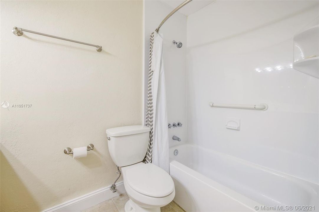 最近售出: $499,000 (3 贝兹, 2 浴室, 1632 平方英尺)