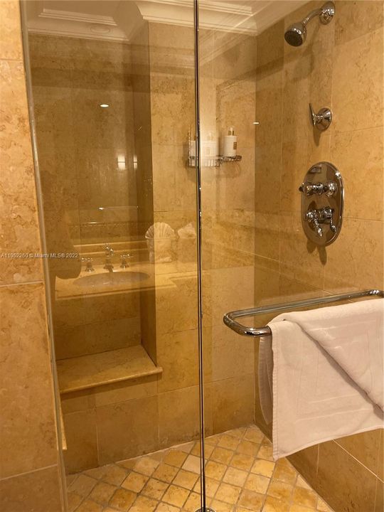 最近售出: $750,000 (2 贝兹, 2 浴室, 0 平方英尺)