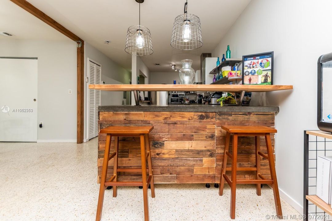 Vendido Recientemente: $974,000 (0 camas, 0 baños, 0 Pies cuadrados)