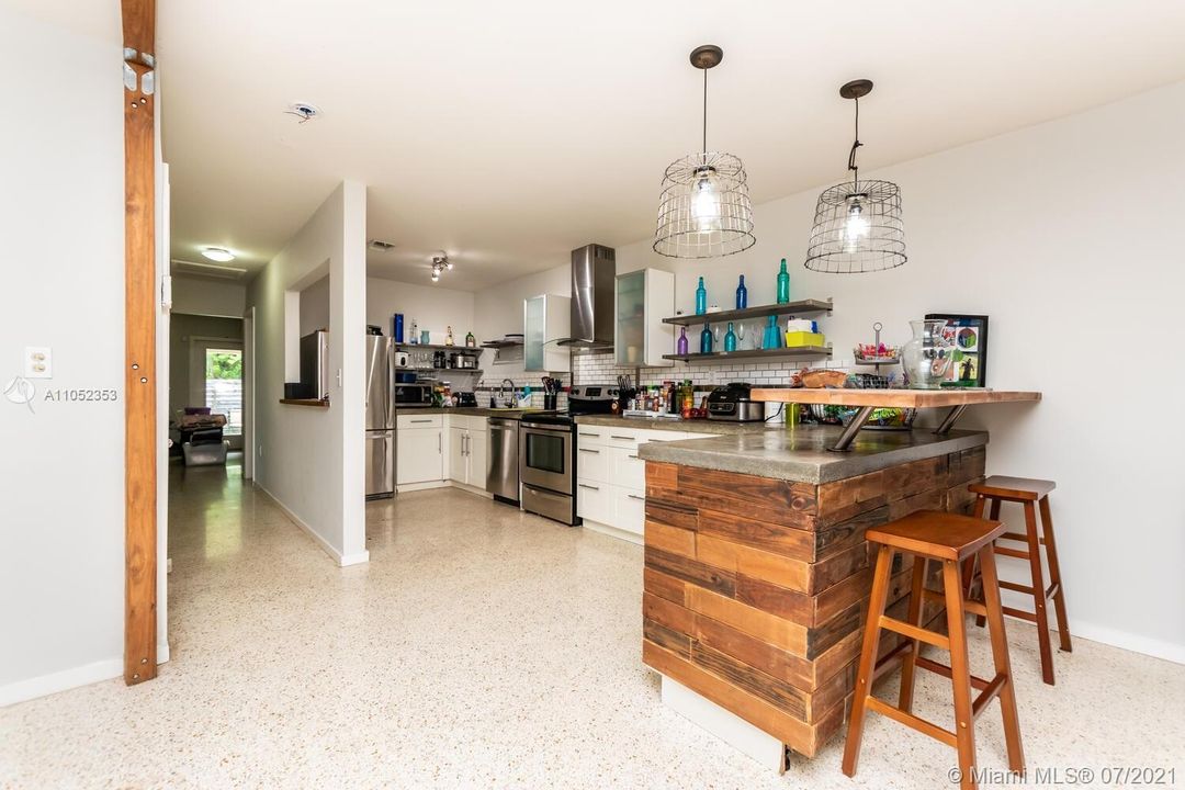 Vendido Recientemente: $974,000 (0 camas, 0 baños, 0 Pies cuadrados)