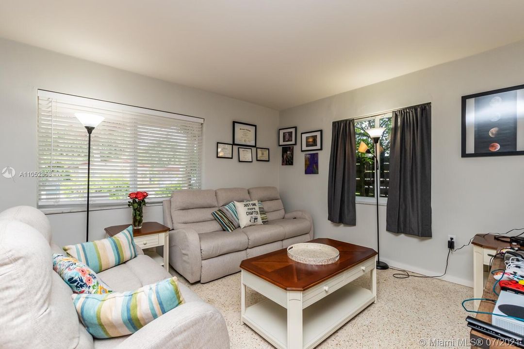 Vendido Recientemente: $974,000 (0 camas, 0 baños, 0 Pies cuadrados)