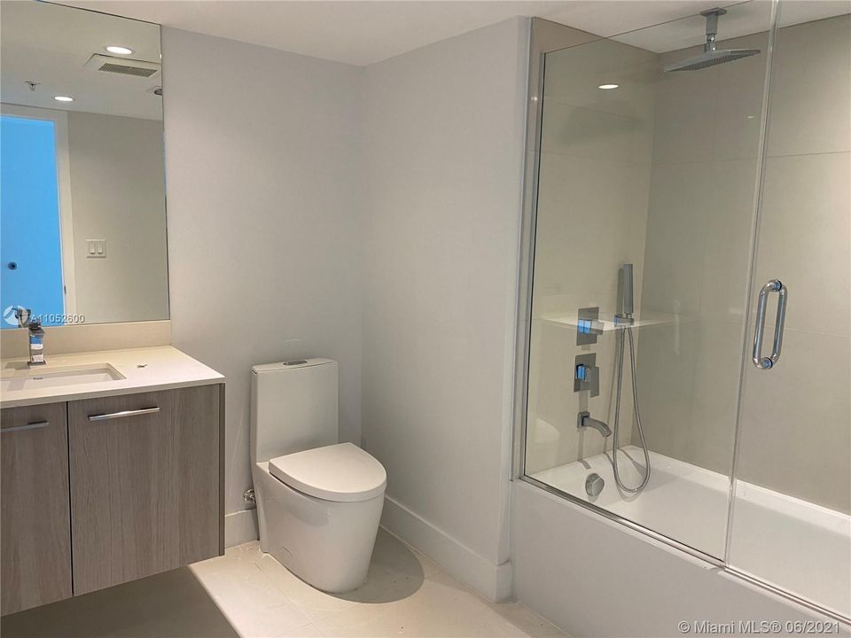 最近租的: $2,800 (2 贝兹, 2 浴室, 1260 平方英尺)