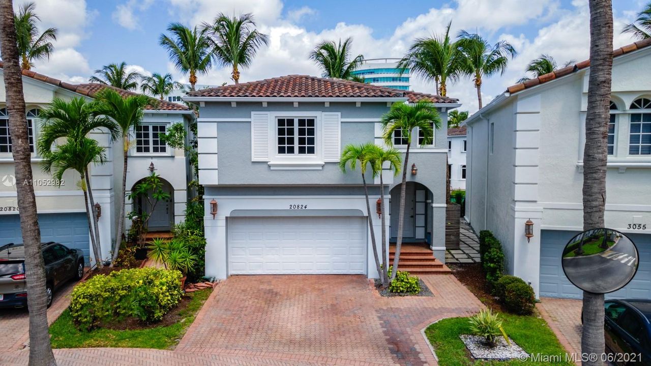 Recently Sold: $1,275,000 (3 beds, 2 baths, 2433 Square Feet)