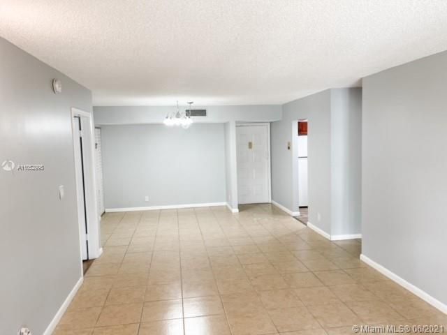 Recently Sold: $199,900 (2 beds, 2 baths, 1070 Square Feet)