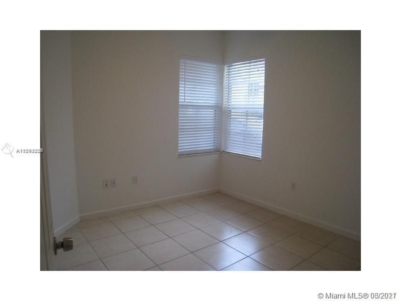 Recently Rented: $2,150 (2 beds, 2 baths, 1045 Square Feet)