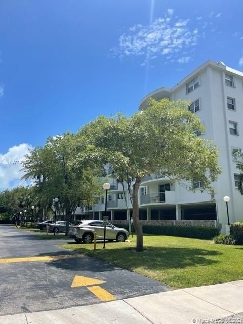 Recently Sold: $428,500 (2 beds, 2 baths, 1330 Square Feet)
