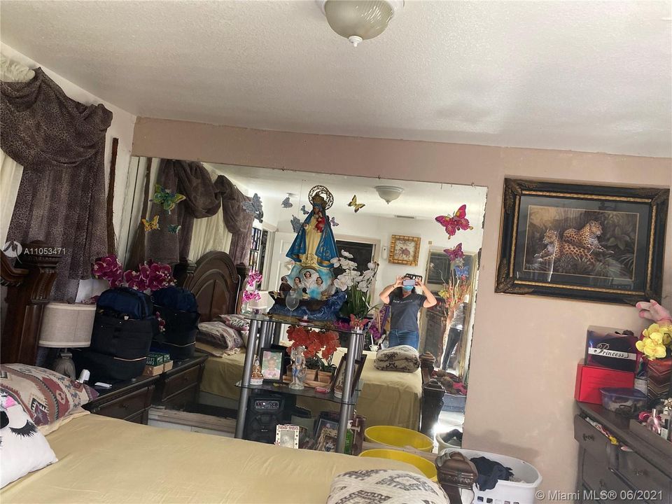 Vendido Recientemente: $120,000 (2 camas, 1 baños, 920 Pies cuadrados)