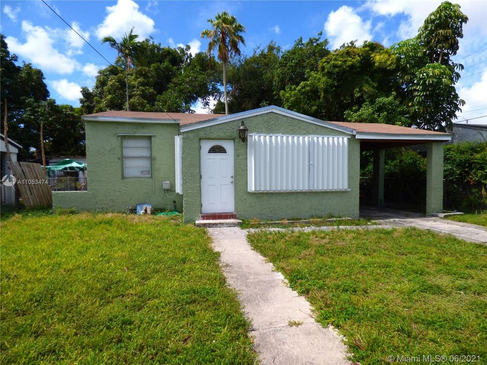 Recently Sold: $269,000 (3 beds, 1 baths, 1050 Square Feet)