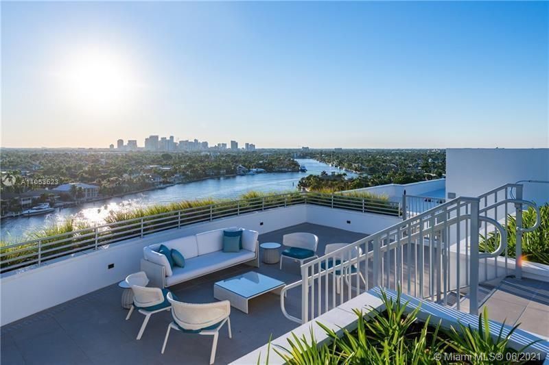 roof top pool patio