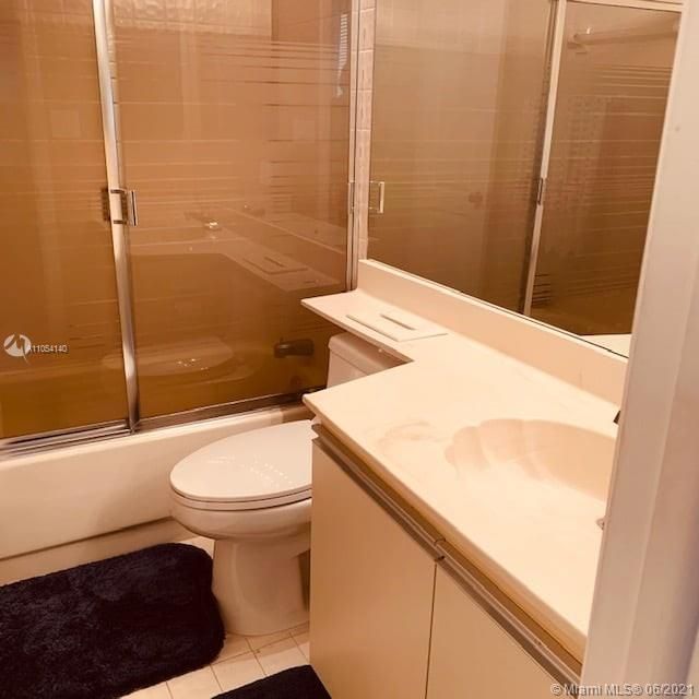 最近租的: $3,000 (2 贝兹, 2 浴室, 0 平方英尺)