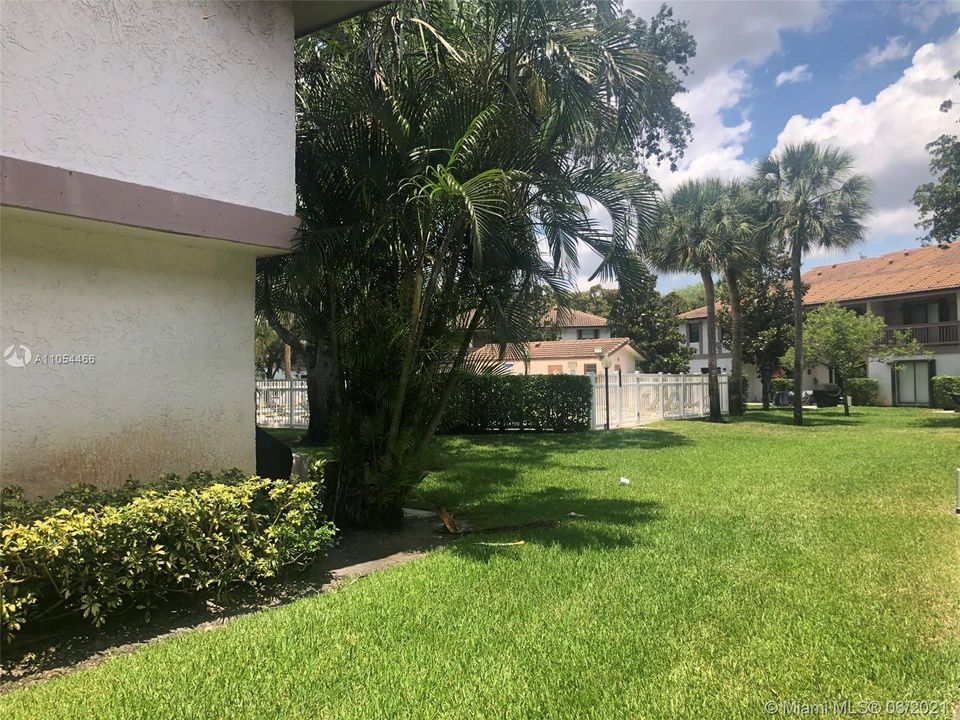 Recently Rented: $1,650 (2 beds, 2 baths, 1291 Square Feet)