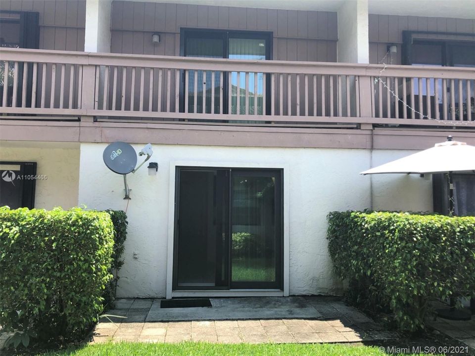 Recently Rented: $1,650 (2 beds, 2 baths, 1291 Square Feet)