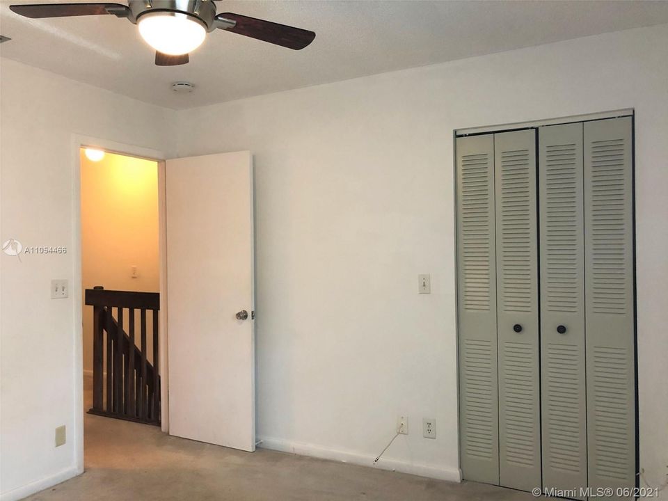 Recently Rented: $1,650 (2 beds, 2 baths, 1291 Square Feet)