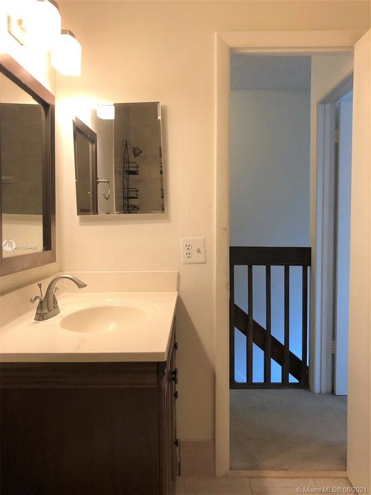 Recently Rented: $1,650 (2 beds, 2 baths, 1291 Square Feet)