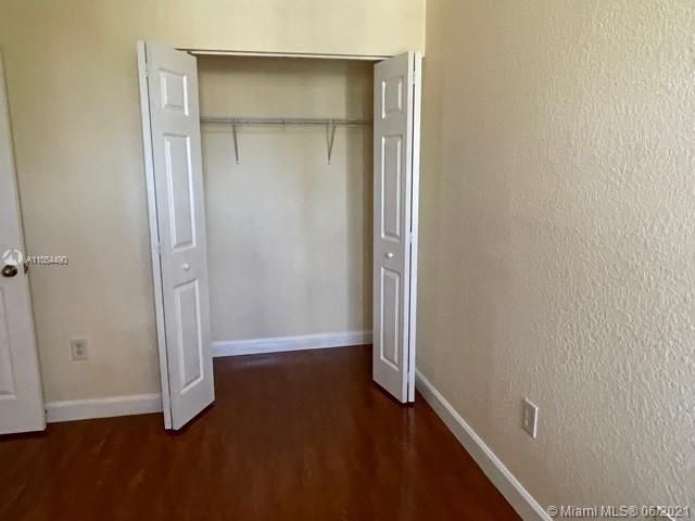 Недавно арендовано: $1,950 (3 спален, 2 ванн, 1325 Квадратных фут)