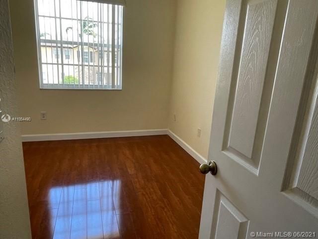 Недавно арендовано: $1,950 (3 спален, 2 ванн, 1325 Квадратных фут)