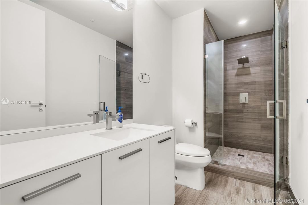 Недавно арендовано: $9,500 (3 спален, 3 ванн, 2625 Квадратных фут)