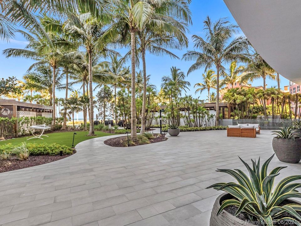 Recently Sold: $3,495,000 (3 beds, 3 baths, 0 Square Feet)