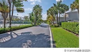 Recently Sold: $980,000 (3 beds, 2 baths, 2265 Square Feet)