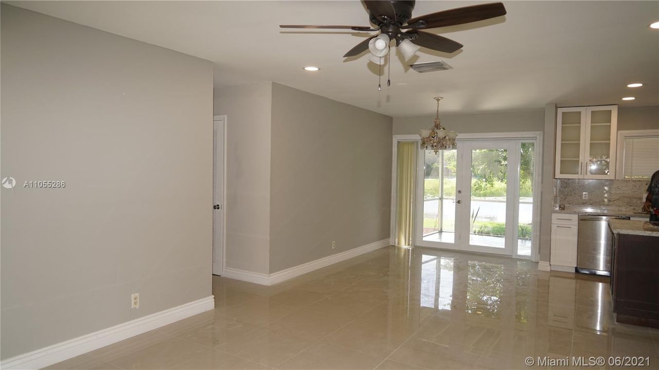 living/dining waterview