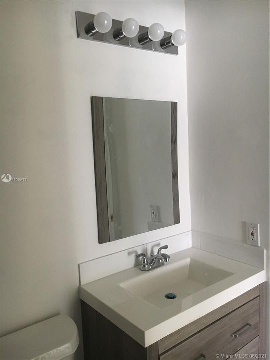 Recently Rented: $1,470 (2 beds, 2 baths, 1035 Square Feet)