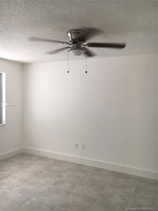 Recently Rented: $1,470 (2 beds, 2 baths, 1035 Square Feet)
