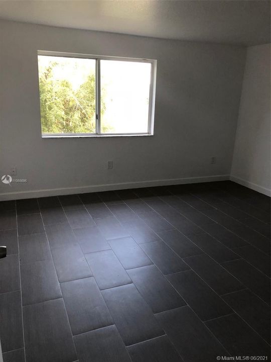 Recientemente alquilado: $1,750 (3 camas, 2 baños, 1253 Pies cuadrados)