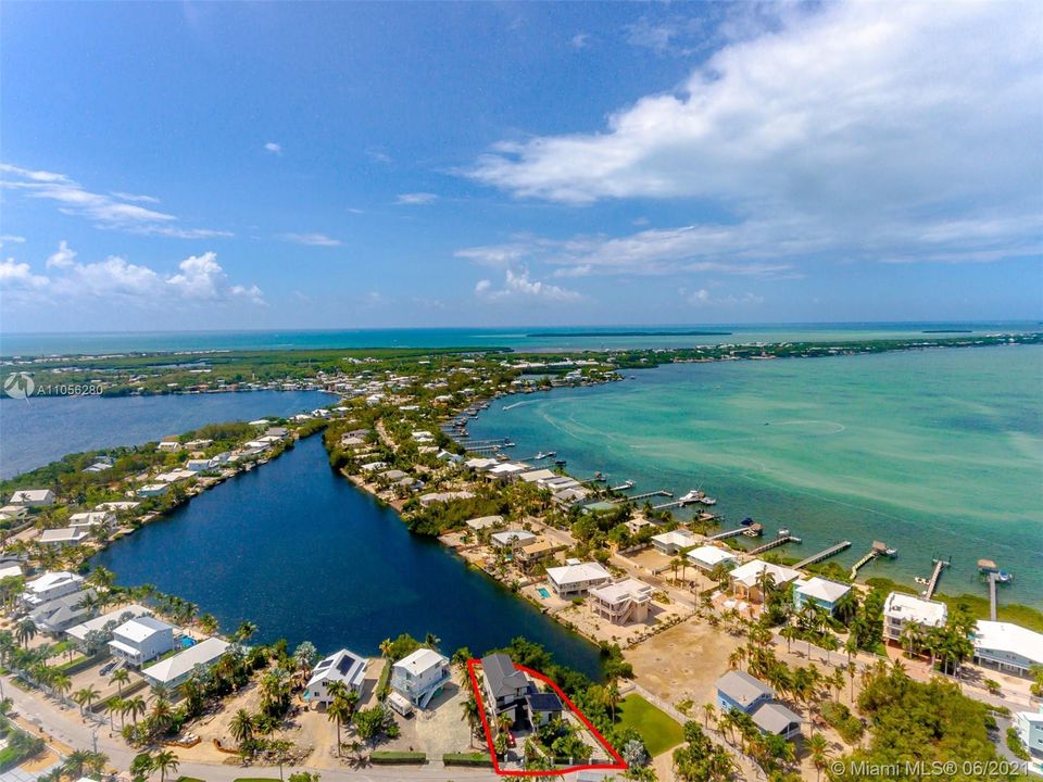 Recently Rented: $12,000 (5 beds, 3 baths, 3317 Square Feet)