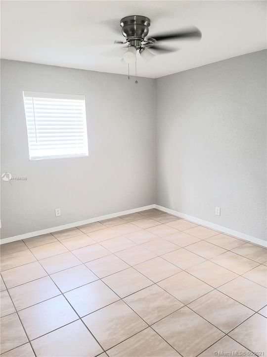 Recientemente alquilado: $1,600 (2 camas, 2 baños, 2100 Pies cuadrados)