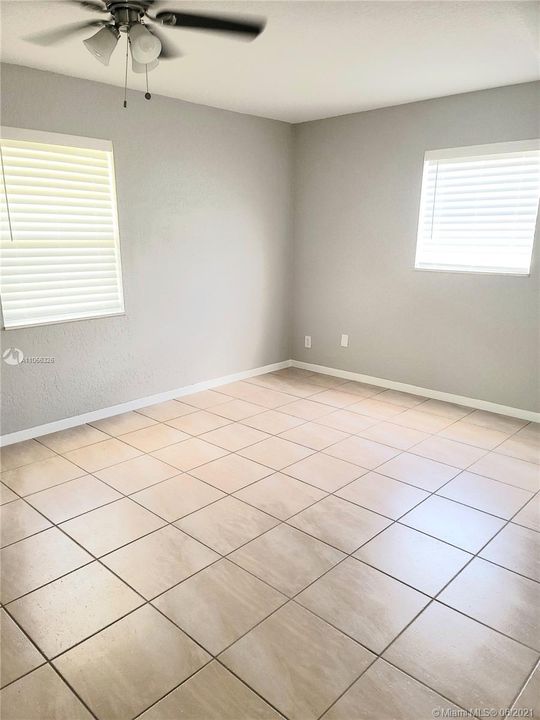 Recientemente alquilado: $1,600 (2 camas, 2 baños, 2100 Pies cuadrados)