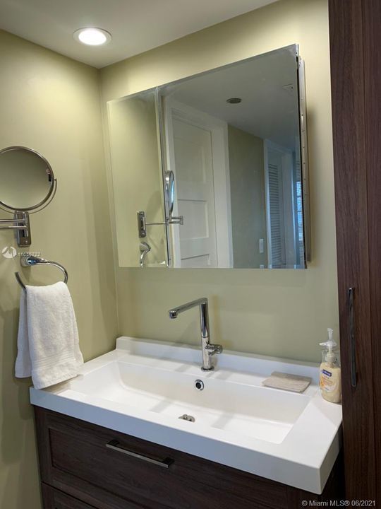 Недавно арендовано: $2,650 (3 спален, 2 ванн, 1620 Квадратных фут)