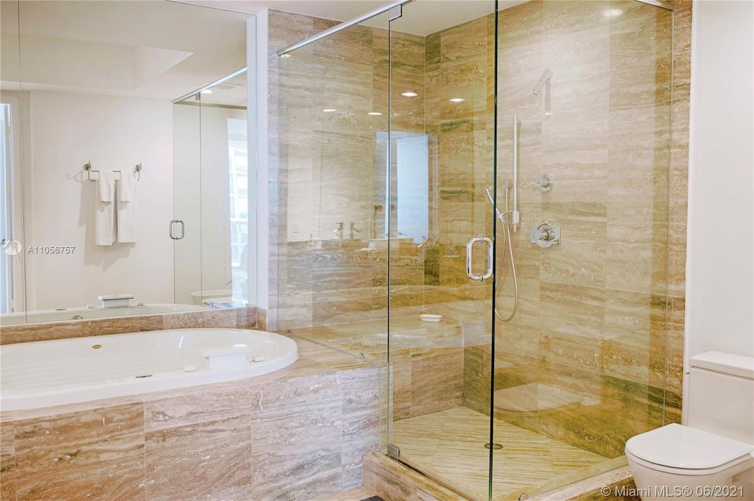 最近租的: $9,500 (3 贝兹, 3 浴室, 1935 平方英尺)