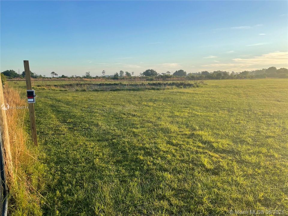 Vendido Recientemente: $192,000 (15.00 acres)