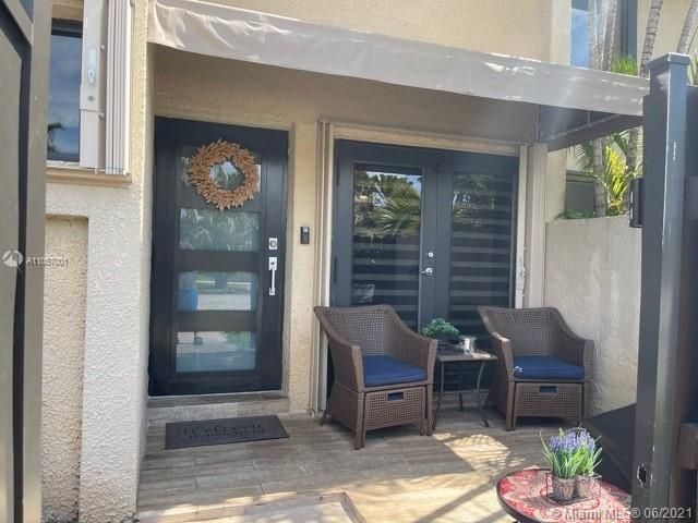 Recently Sold: $335,000 (3 beds, 2 baths, 1482 Square Feet)