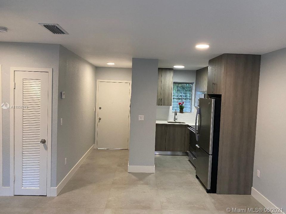Recently Rented: $1,500 (2 beds, 1 baths, 588 Square Feet)