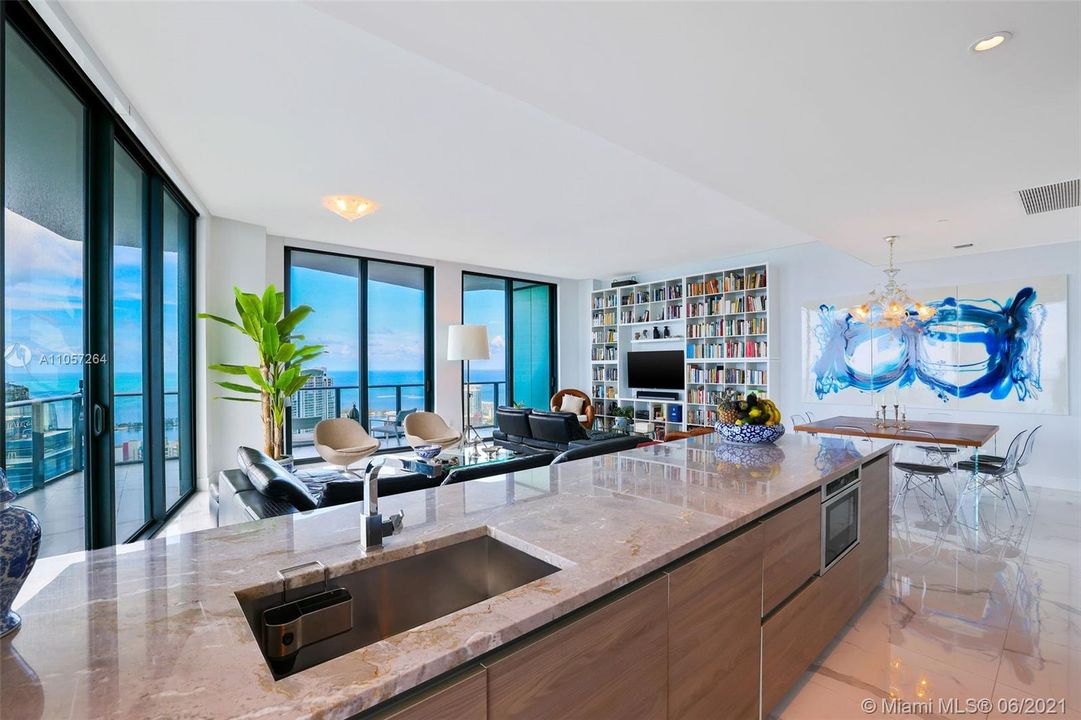 Recently Sold: $1,890,000 (4 beds, 3 baths, 2336 Square Feet)