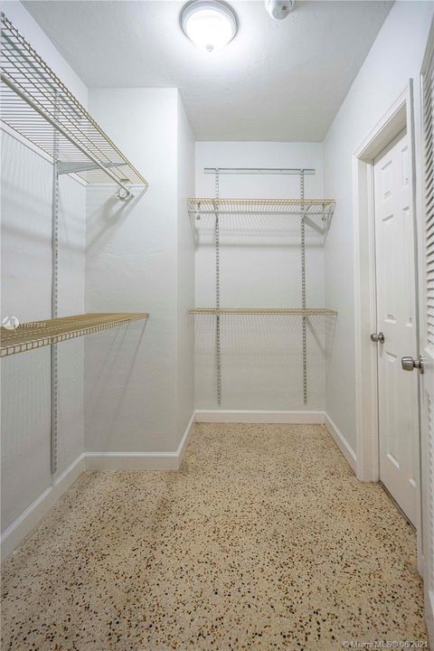 Недавно арендовано: $1,200 (0 спален, 1 ванн, 400 Квадратных фут)