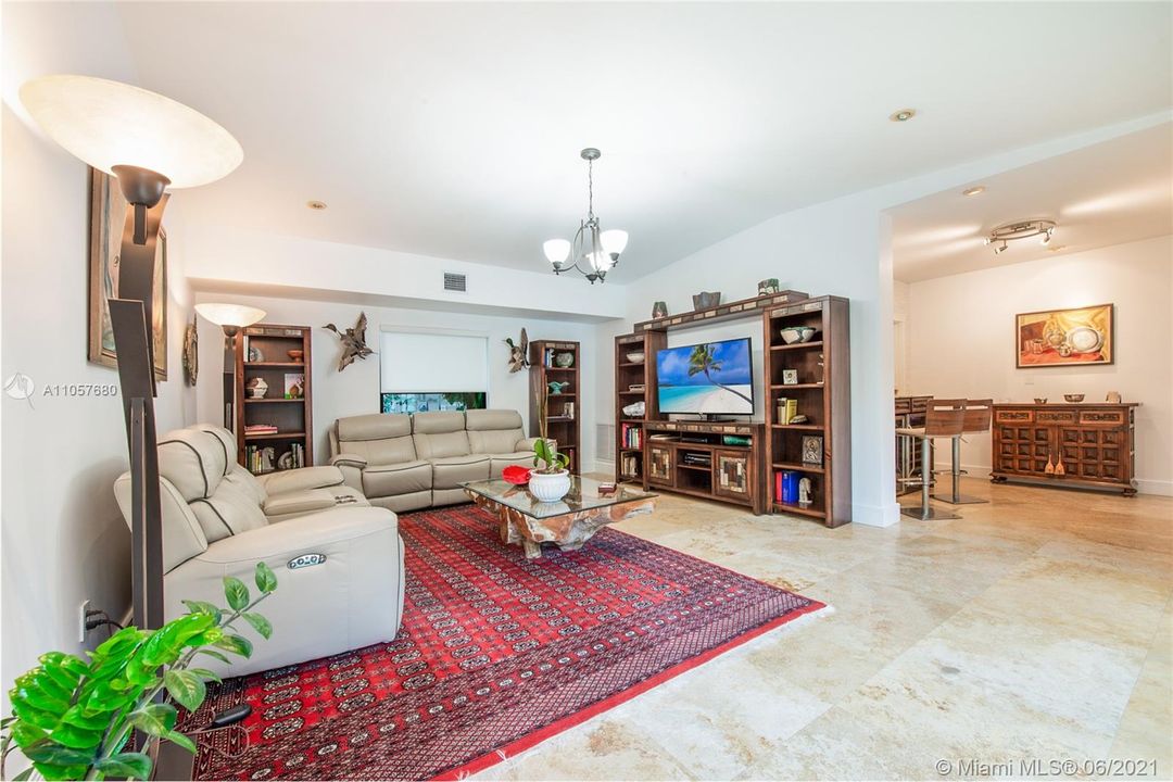 Recently Sold: $1,880,000 (4 beds, 4 baths, 2798 Square Feet)