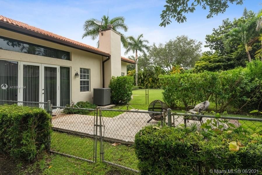 Vendido Recientemente: $1,975,000 (5 camas, 5 baños, 4101 Pies cuadrados)