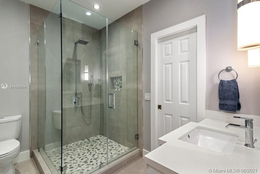 Remodeled 5th bathroom serves both 3rd and 4th bedrooms.