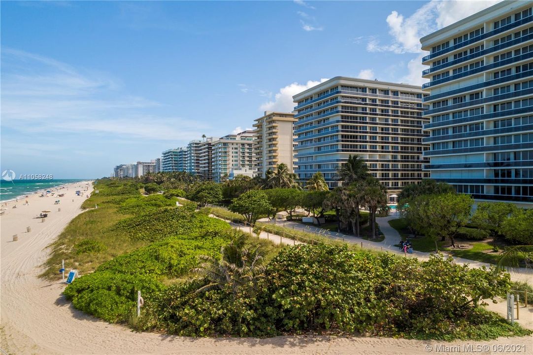 Recently Sold: $1,600,000 (3 beds, 3 baths, 1650 Square Feet)
